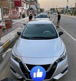 نيسان فيرسا